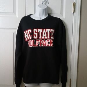 NC State Wolfpack Black Sweatshirt Sz S EUC worn once